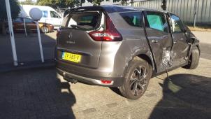 Gebruikte Achterklep Renault Grand Scénic IV (RFAR) 1.3 TCE 160 16V Prijs € 300,00 Margeregeling aangeboden door Autodemontage van de Laar