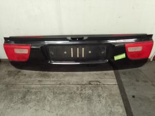 Gebruikte Achterklep BMW X5 (E53) 4.4 V8 32V Prijs € 135,00 Margeregeling aangeboden door Autodemontage van de Laar