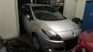 Gebruikte A-stijl Afdekkap rechts Renault Scénic III (JZ) 1.5 dCi 110 Prijs € 70,00 Margeregeling aangeboden door Autodemontage van de Laar