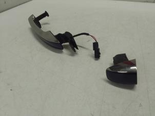 Gebruikte Portiergreep 4Deurs rechts-achter Renault Megane IV (RFBB) Prijs € 75,00 Margeregeling aangeboden door Autodemontage van de Laar