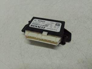 Begagnade PDC-modul Renault Kadjar (RFEH) 1.5 dCi DPF Pris € 150,00 Marginaltabell erbjuds av Autodemontage van de Laar