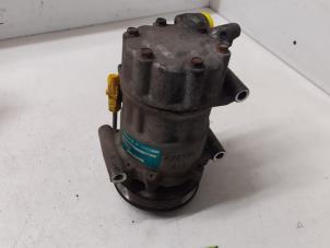 Begagnade Luftkonditioneringspump Peugeot 1007 (KM) 1.4 Pris € 110,00 Marginaltabell erbjuds av Autodemontage van de Laar