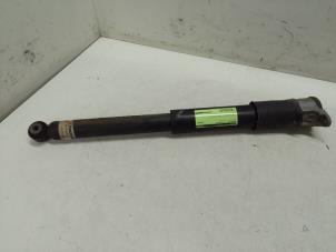 Gebruikte Schokbreker links-achter Mazda CX-5 II (KF) 2.5 SkyActiv-G 194 16V 4WD Prijs € 50,00 Margeregeling aangeboden door Autodemontage van de Laar