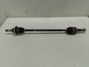 Gebruikte Steekas rechts-achter Mazda CX-5 II (KF) 2.5 SkyActiv-G 194 16V 4WD Prijs € 200,00 Margeregeling aangeboden door Autodemontage van de Laar