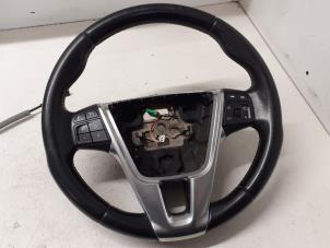 Używane Kierownica Volvo V60 I (FW/GW) 1.6 DRIVe Cena € 100,00 Procedura marży oferowane przez Autodemontage van de Laar