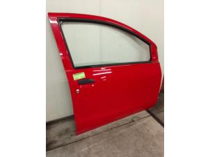 Gebruikte Portier 4Deurs rechts-voor Daihatsu Cuore (L251/271/276) 1.0 12V DVVT Prijs € 100,00 Margeregeling aangeboden door Autodemontage van de Laar