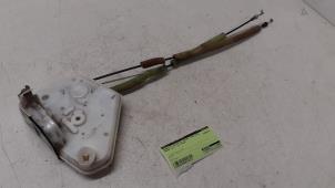 Gebruikte Portierslot Mechaniek 4Deurs links-voor Mazda CX-5 II (KF) 2.0 SkyActiv-G 165 16V 2WD Prijs € 50,00 Margeregeling aangeboden door Autodemontage van de Laar