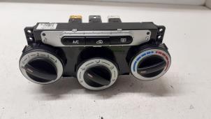 Używane Panel sterowania nagrzewnicy Hyundai i10 (F5) 1.1i 12V Cena € 50,00 Procedura marży oferowane przez Autodemontage van de Laar