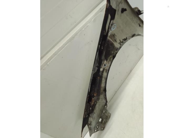 Framskärm, höger från en Skoda Fabia II Combi 1.2 TSI 2013