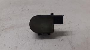 Używane Czujnik poziomowania Citroen C5 I Berline (DC) 2.0 HDi 110 Cena € 20,00 Procedura marży oferowane przez Autodemontage van de Laar