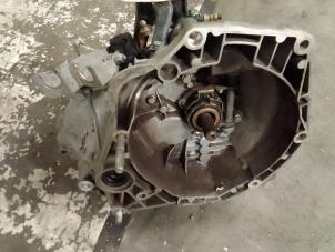 Begagnade Växellåda Opel Combo 1.3 CDTI 16V ecoFlex Pris € 650,00 Marginaltabell erbjuds av Autodemontage van de Laar