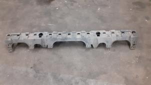 Gebruikte Bumpersteun midden-achter Mercedes Sprinter 3,5t (906.63) 313 CDI 16V Prijs € 30,25 Inclusief btw aangeboden door Autodemontage van de Laar