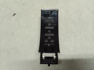 Gebruikte ESP Schakelaar Mercedes S (W221) 3.5 S-350 24V Prijs € 75,00 Margeregeling aangeboden door Autodemontage van de Laar