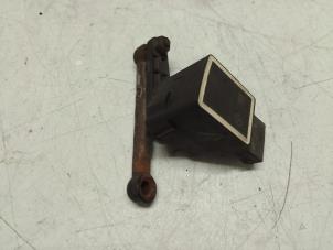 Gebruikte Xenon hoogteregelaar Mercedes S (W221) 3.5 S-350 24V Prijs € 35,00 Margeregeling aangeboden door Autodemontage van de Laar