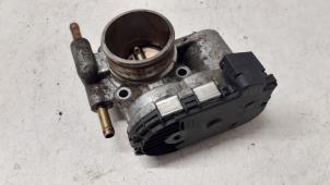 Gebruikte Gasklephuis Opel Astra H SW (L35) 1.4 16V Twinport Prijs € 50,00 Margeregeling aangeboden door Autodemontage van de Laar