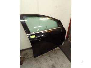 Begagnade Framdörr, 4-dörrars, höger Ford Focus 3 1.0 Ti-VCT EcoBoost 12V 125 Pris € 150,00 Marginaltabell erbjuds av Autodemontage van de Laar