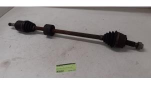 Gebruikte Aandrijfas rechts-voor Fiat 500C (312) 0.9 TwinAir 85 Prijs op aanvraag aangeboden door Autodemontage van de Laar