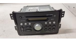 Gebruikte Radio Suzuki Splash 1.2 VVT 16V Prijs € 65,00 Margeregeling aangeboden door Autodemontage van de Laar