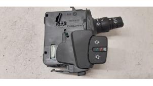 Gebruikte Ruitenwis Schakelaar Renault Kangoo Express (FW) 1.5 dCi 90 FAP Prijs € 25,00 Margeregeling aangeboden door Autodemontage van de Laar