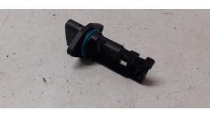 Używane Czujnik masy powietrza BMW 1 serie (E87/87N) 118i 16V Cena € 35,00 Procedura marży oferowane przez Autodemontage van de Laar