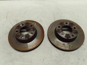 Begagnade Främre bromsskiva Fiat Ducato (250) 2.3 D 130 Multijet Pris € 60,50 Inklusive moms erbjuds av Autodemontage van de Laar