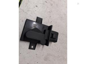 Gebruikte Adblue Computer Ford Transit Custom 2.0 TDCi 16V Eco Blue 105 Prijs € 90,75 Inclusief btw aangeboden door Autodemontage van de Laar