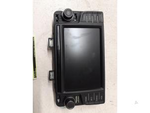 Begagnade Navigeringsdisplay Volkswagen Polo V (6R) 1.4 TDI DPF BlueMotion technology Pris € 225,00 Marginaltabell erbjuds av Autodemontage van de Laar