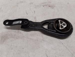 Begagnade Fäste, växellåda Audi A1 Sportback (GBA) 1.0 25 TFSI 12V Pris € 30,00 Marginaltabell erbjuds av Autodemontage van de Laar