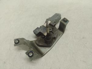 Używane Silnik wycieraczki tylnej BMW X5 (F15) xDrive 50i 4.4 V8 32V Cena € 75,00 Procedura marży oferowane przez Autodemontage van de Laar