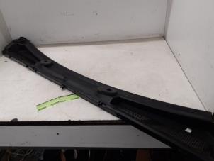 Gebruikte Paravent Renault Trafic (1FL/2FL/3FL/4FL) 1.6 dCi 95 Prijs € 60,50 Inclusief btw aangeboden door Autodemontage van de Laar