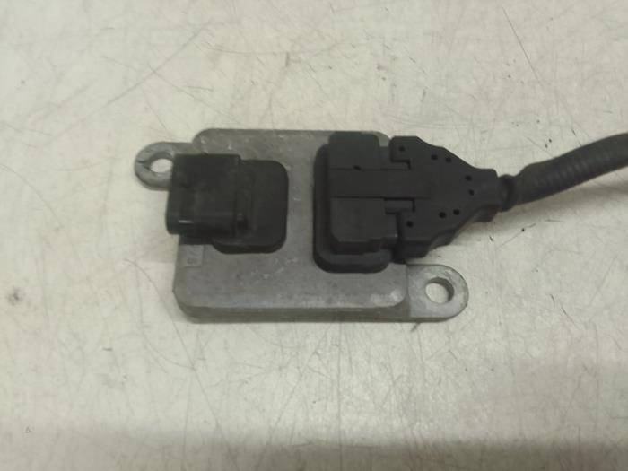 Nox sensor van een Mercedes-Benz E (W212) E-220 CDI 16V BlueEfficiency,BlueTEC 2015