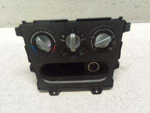 Używane Panel sterowania nagrzewnicy Opel Agila (B) 1.2 16V Cena € 50,00 Procedura marży oferowane przez Autodemontage van de Laar