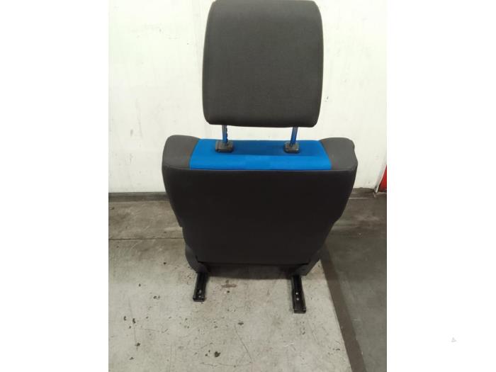 Stoel links van een Opel Agila (B) 1.2 16V 2008