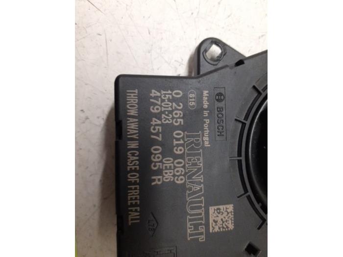 Styrvinkelsensor från en Dacia Sandero II 1.2 16V 2015