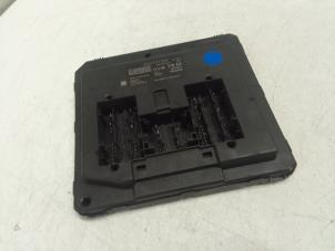 Begagnade Dator , karosskontroll (BCM) Volkswagen Polo VI (AW1) 1.0 TSI 12V Pris € 100,00 Marginaltabell erbjuds av Autodemontage van de Laar