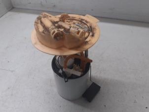 Używane Pompa benzynowa Volvo S60 II (FS) 1.6 T3 16V Cena € 75,00 Procedura marży oferowane przez Autodemontage van de Laar