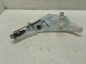 Begagnade Spolartank, vindruta Audi TT (8J3) 2.0 TFSI 16V Pris € 30,00 Marginaltabell erbjuds av Autodemontage van de Laar