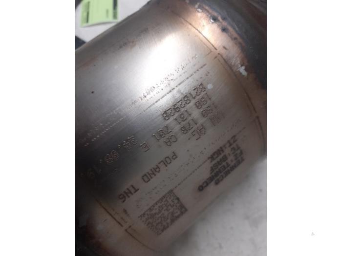 Katalytisk avgasrenare från en Volkswagen Up! (121) 1.0 12V 60 2020