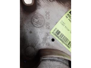 Używane Kolpak Volkswagen Passat Variant (3C5) 2.0 TDI 16V Bluemotion Cena € 15,00 Procedura marży oferowane przez Autodemontage van de Laar