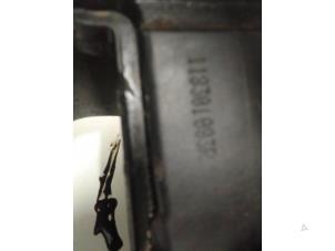 Begagnade Vipparmskåpa Renault Trafic (1FL/2FL/3FL/4FL) 1.6 dCi 95 Pris € 48,40 Inklusive moms erbjuds av Autodemontage van de Laar