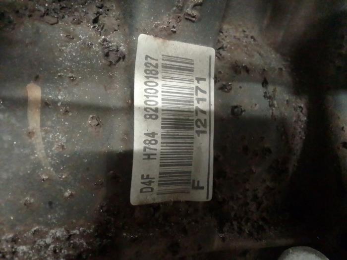 Motor från en Renault Clio III Estate/Grandtour (KR) 1.2 16V TCE 100 2010