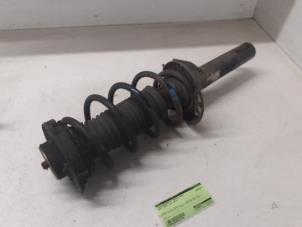 Begagnade Stötdämparstång, höger fram Seat Leon (1P1) 1.2 TSI Pris € 80,00 Marginaltabell erbjuds av Autodemontage van de Laar