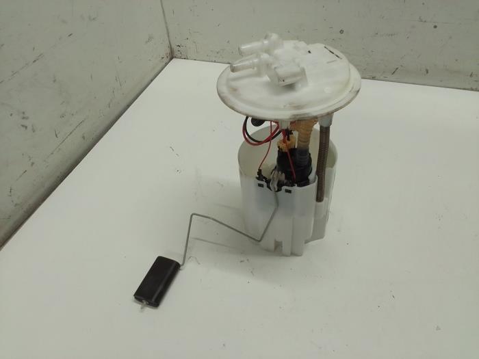 Elektrisk bränslepump från en Renault Trafic (1FL/2FL/3FL/4FL) 1.6 dCi 95 2017