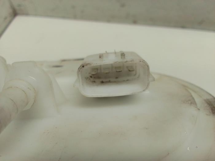 Elektrisk bränslepump från en Renault Trafic (1FL/2FL/3FL/4FL) 1.6 dCi 95 2017