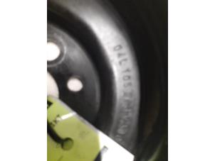 Gebruikte Krukas Poelie Volkswagen Polo VI (AW1) 1.6 TDI 16V 95 Prijs € 30,00 Margeregeling aangeboden door Autodemontage van de Laar