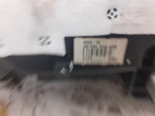 Gebruikte Kachelhuis Hyundai H1 People Prijs € 200,00 Margeregeling aangeboden door Autodemontage van de Laar