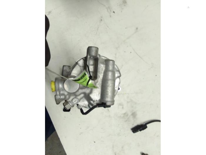 Luftkonditioneringspump från en Mercedes-Benz A (177.0) 2.0 A-220 Turbo 16V 2020