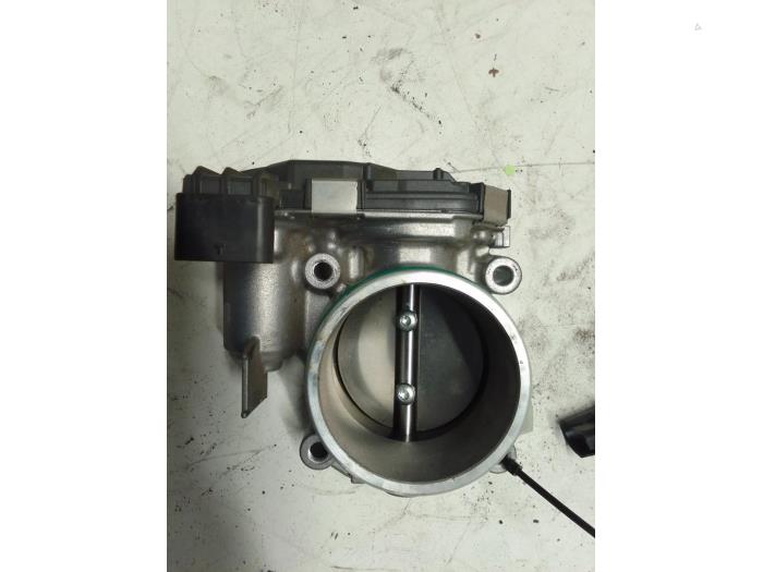 Spjällhus från en Mercedes-Benz A (177.0) 2.0 A-220 Turbo 16V 2020