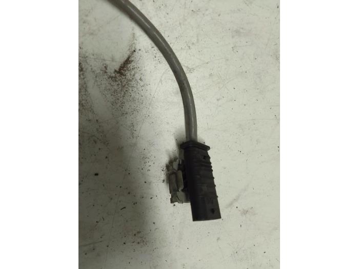 Lambdasond från en Mercedes-Benz A (177.0) 2.0 A-220 Turbo 16V 2020