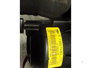 Używane Silnik wentylatora nagrzewnicy Volkswagen Golf V (1K1) 1.9 TDI Cena € 50,00 Procedura marży oferowane przez Autodemontage van de Laar